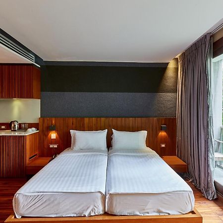 Luxx Langsuan Hotel - Sha Plus Бангкок Экстерьер фото