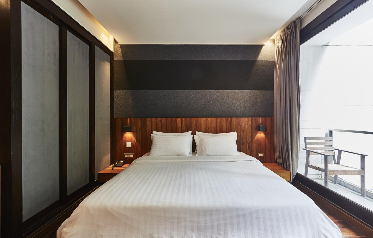 Luxx Langsuan Hotel - Sha Plus Бангкок Экстерьер фото