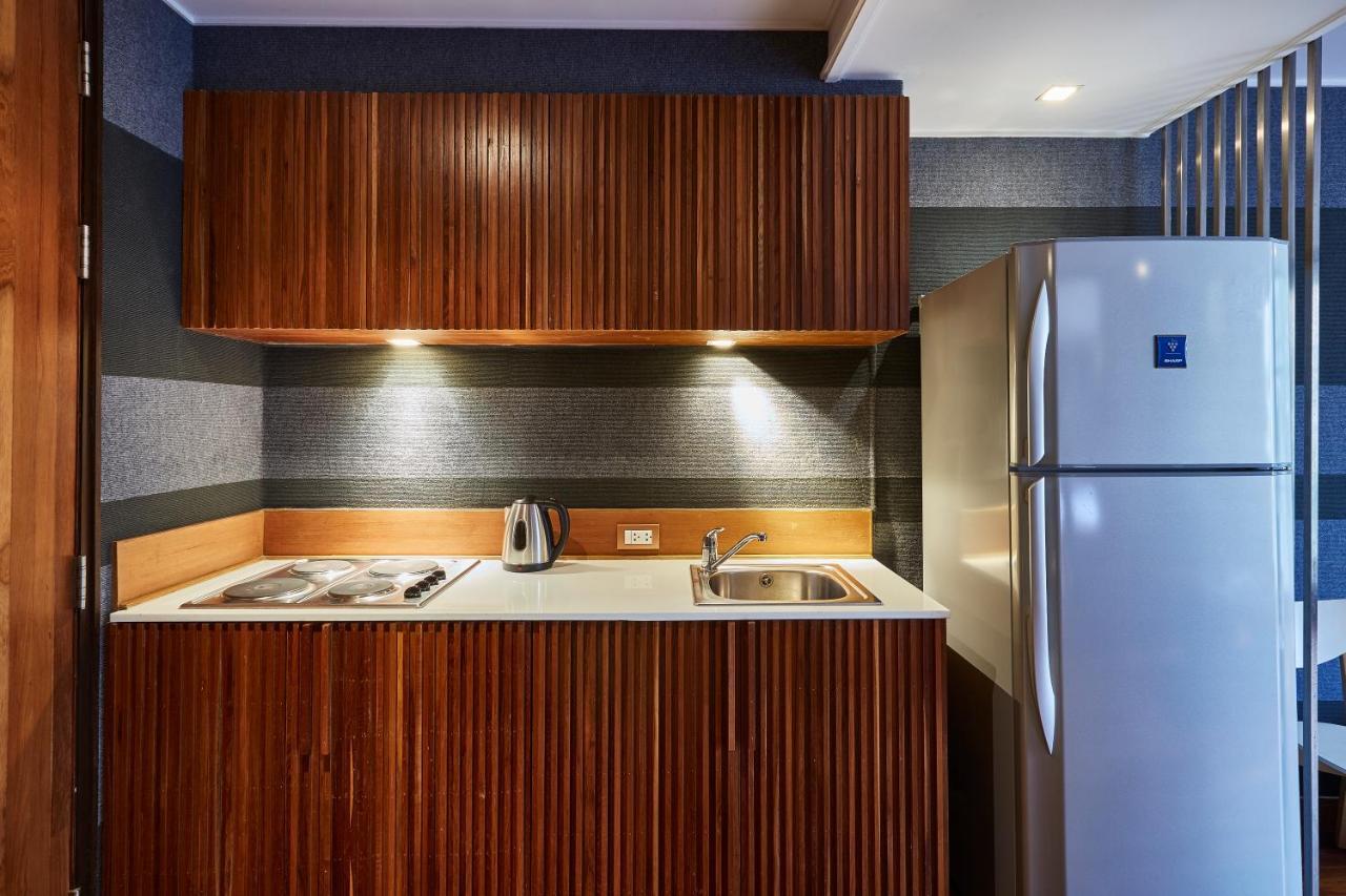 Luxx Langsuan Hotel - Sha Plus Бангкок Экстерьер фото